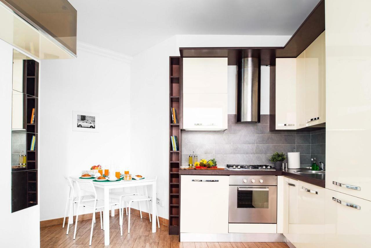 Apartment Near Central Station Milano Eksteriør bilde